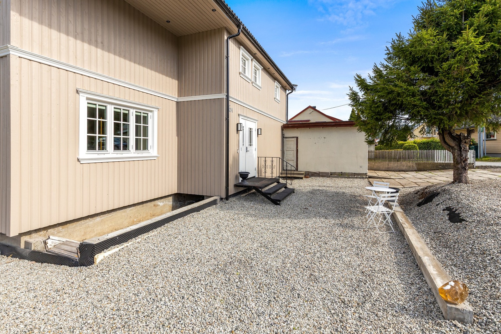 Hyggelig inngangsparti Galleribilde