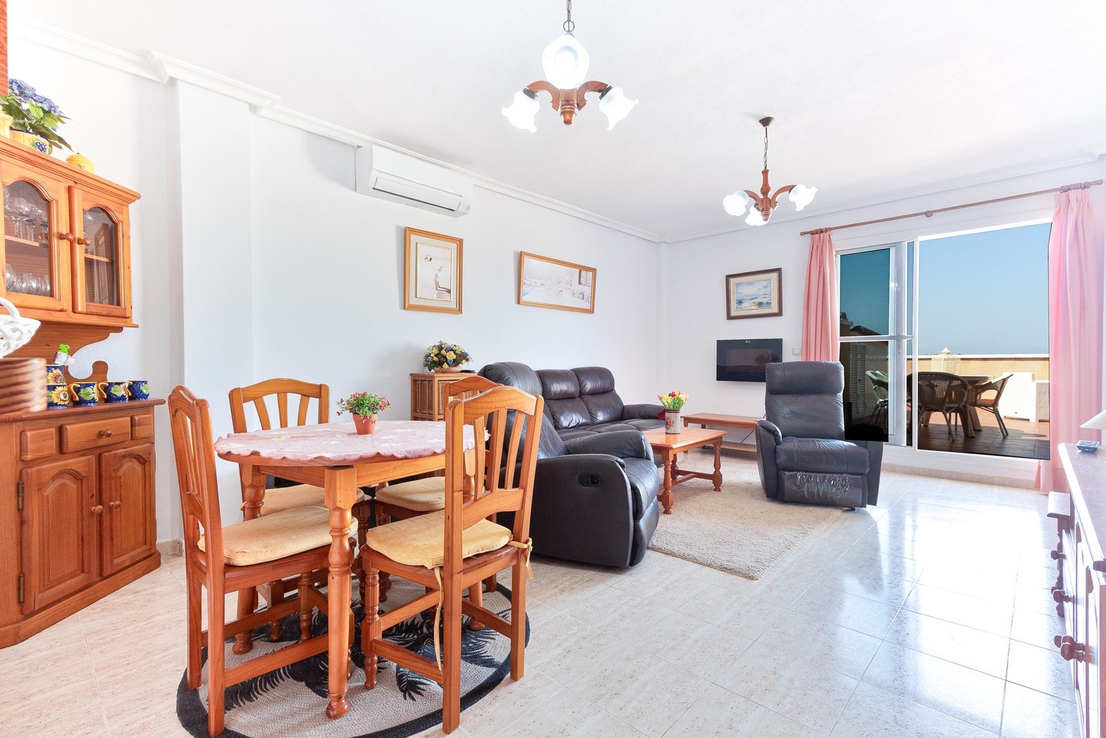 Se fullstendig adresse på eiendommene våre på Spaniamegler1.no Galleribilde