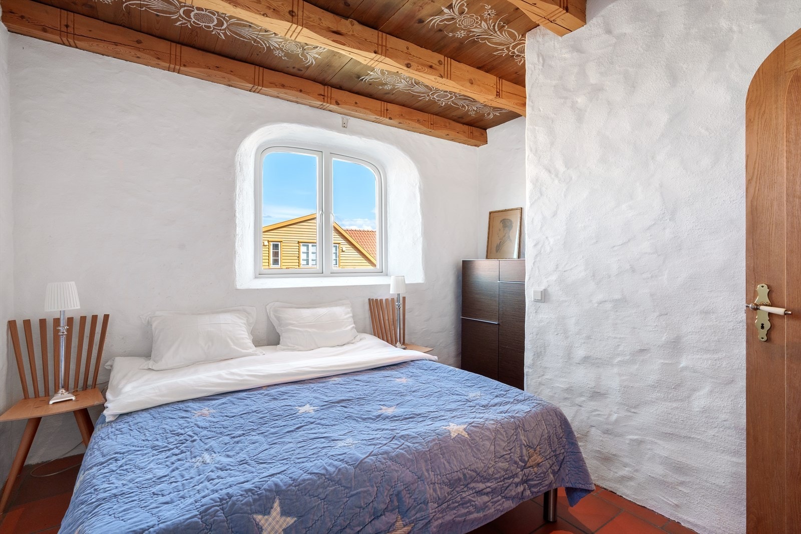 Soverom i underetasjen av god størrelse Galleribilde