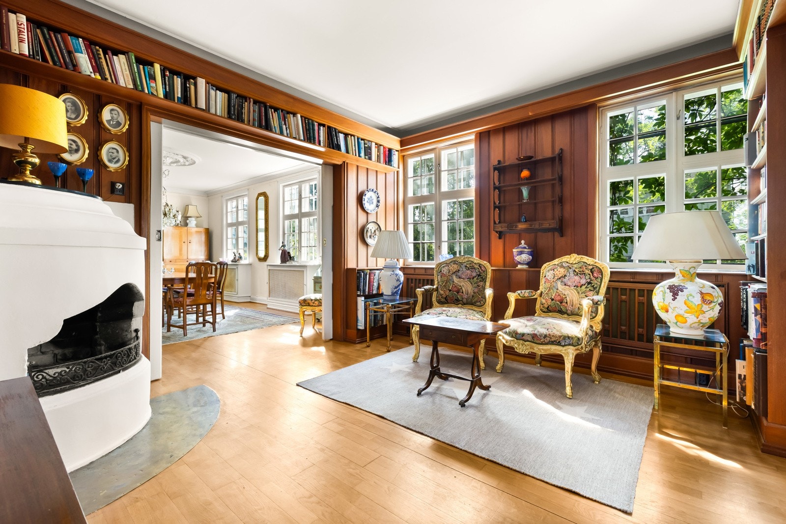 Forstue/ bibliotek 14,84 kvm Galleribilde