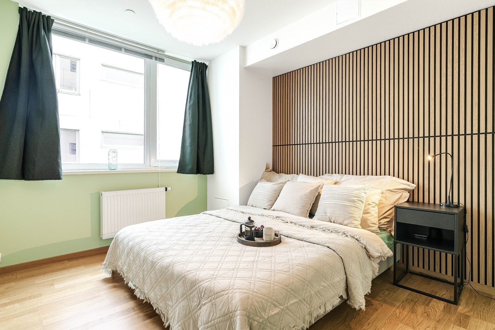 Leilighetens soverom er romslig og er på 13 kvm. Galleribilde