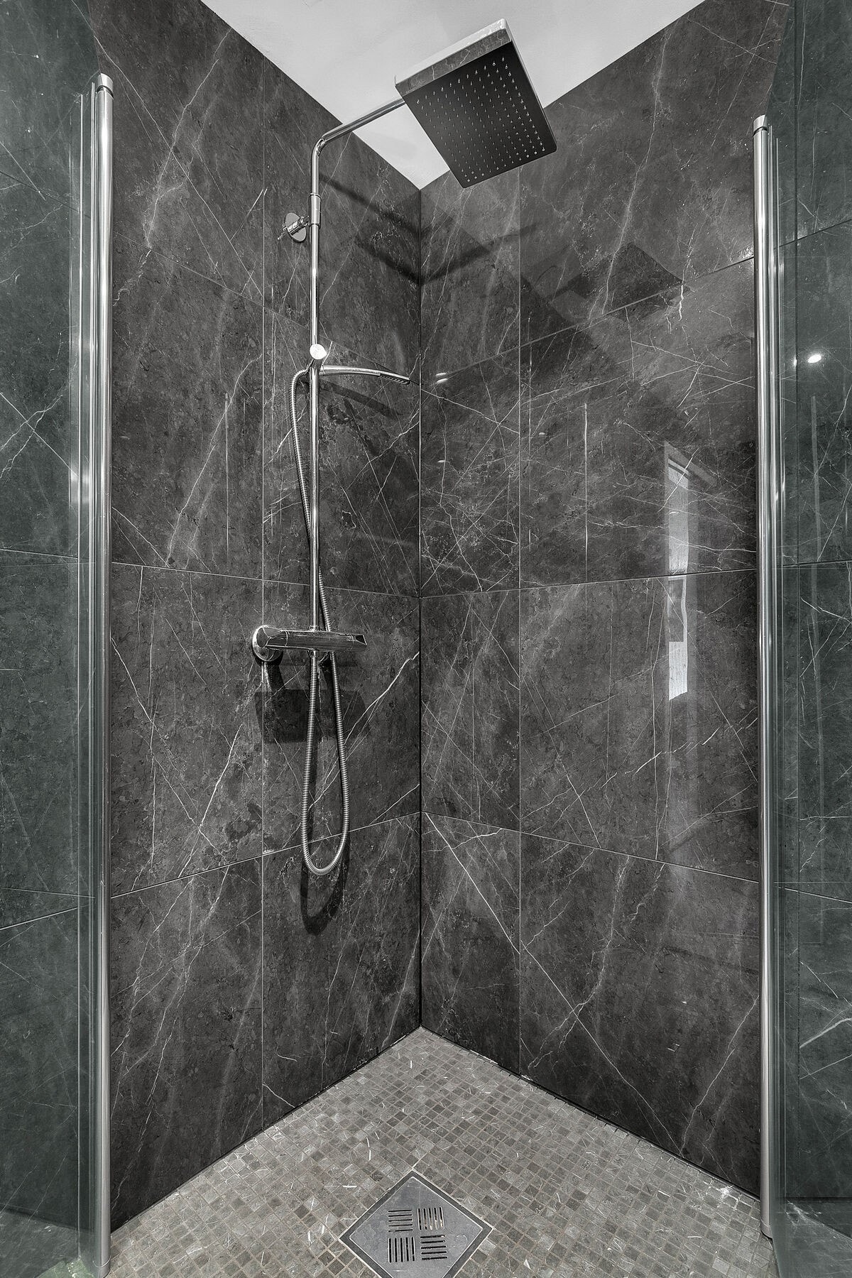 Dusjnisje Galleribilde