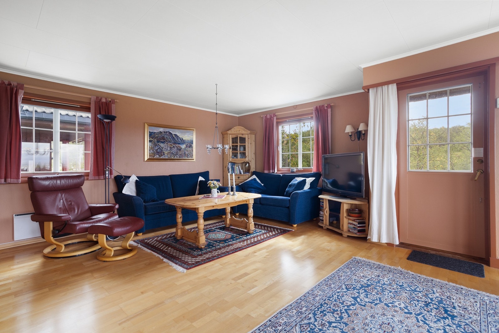 Utgang til veranda med nydelig utsikt Galleribilde