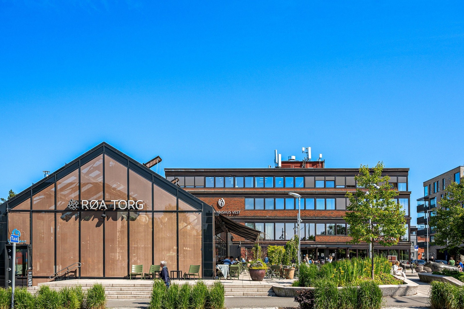 Kort vei til Røa - Her får du gjort unna det meste av shoppingen! Galleribilde