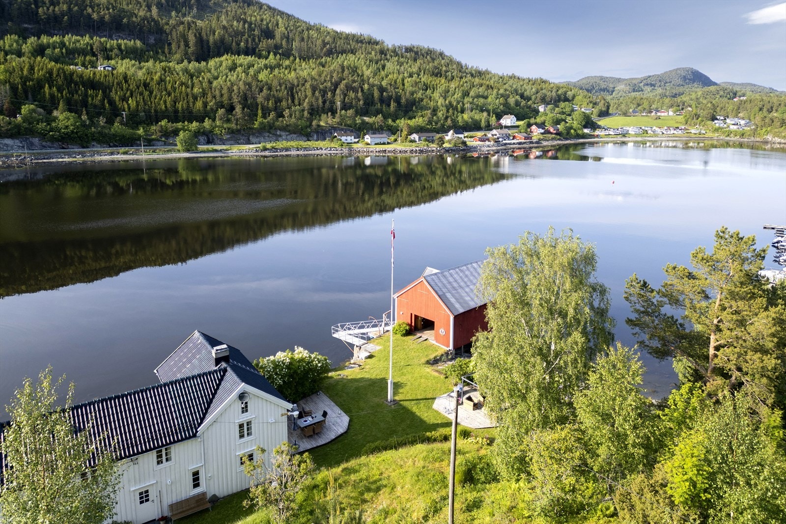 En fantastisk eiendom, rett ved strandkanten. Galleribilde