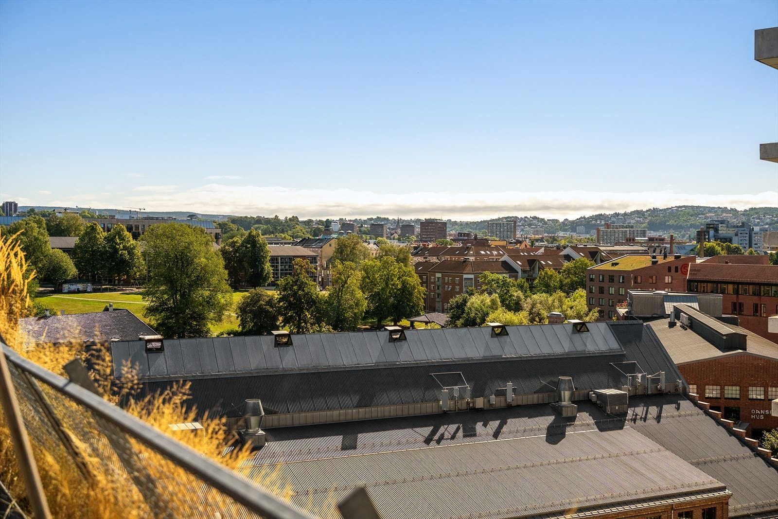 Fantastisk utsikt fra takterrassen! Galleribilde