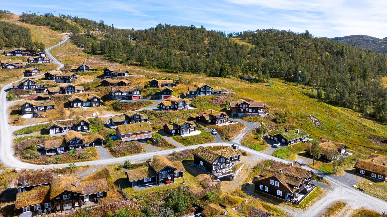 Hyttas plassering er sentral og her har man fantastiske ski inn/ut muligheter. Galleribilde