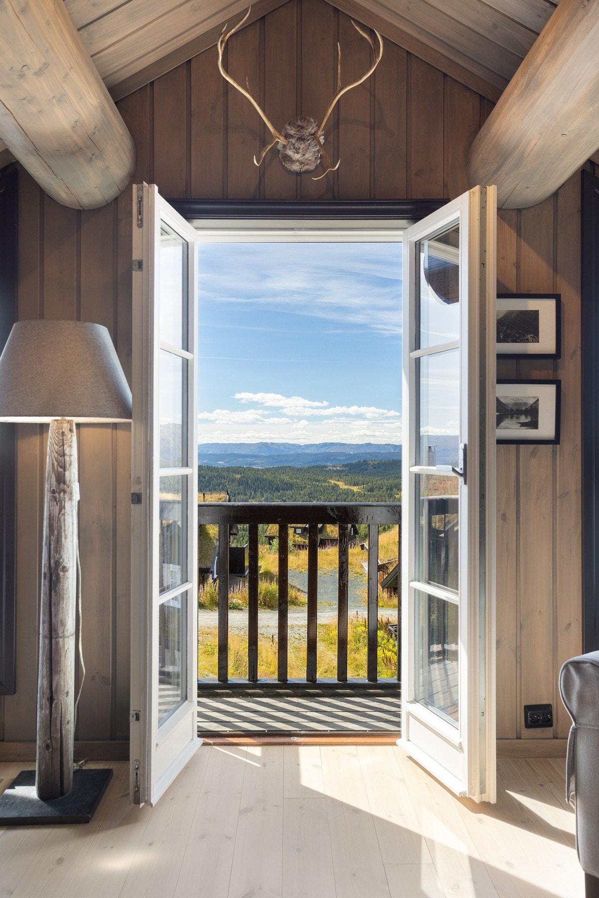 Luftebalkong med nydelig utsikt Galleribilde