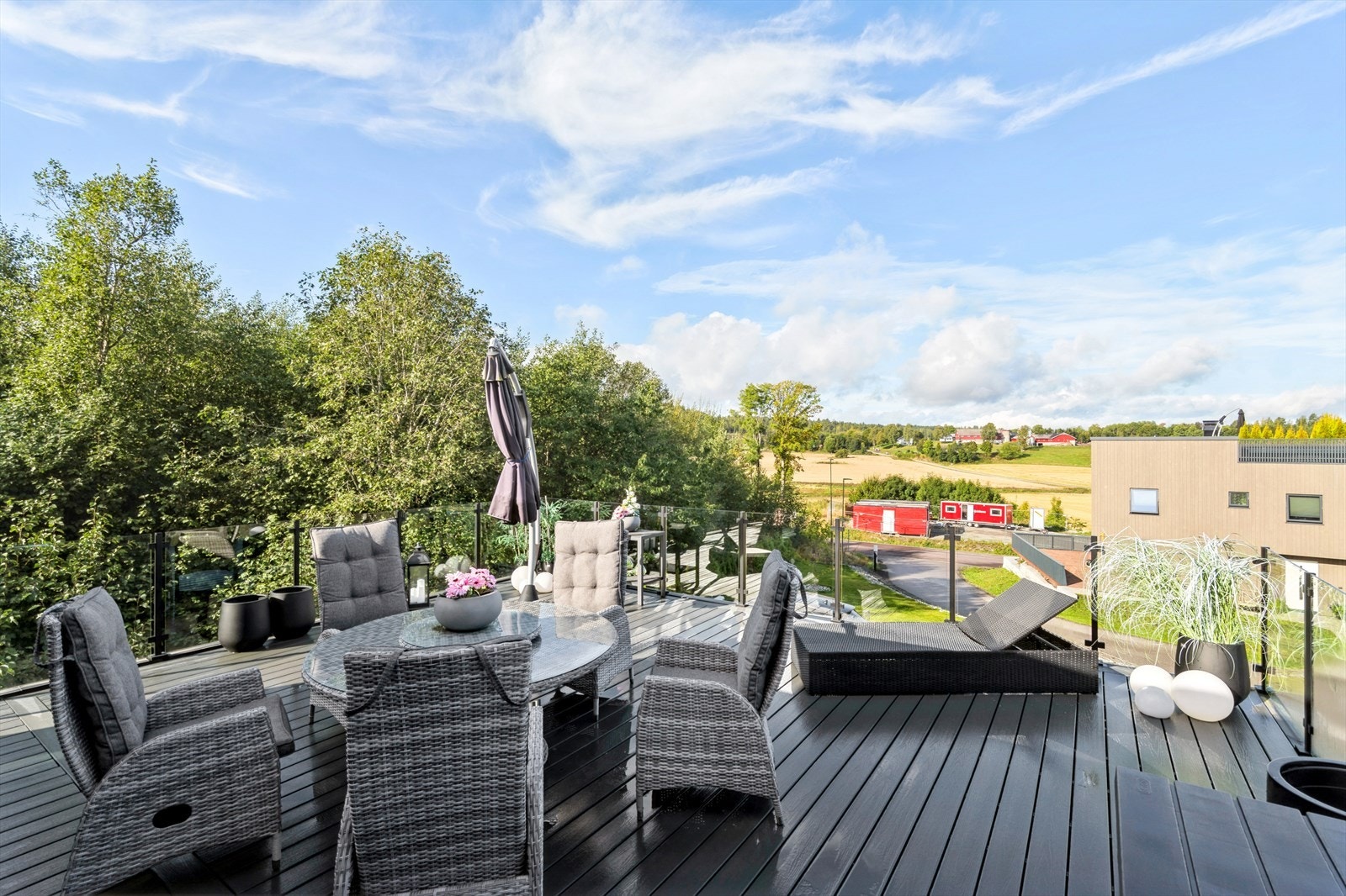 Meget solrik Terrasse Galleribilde