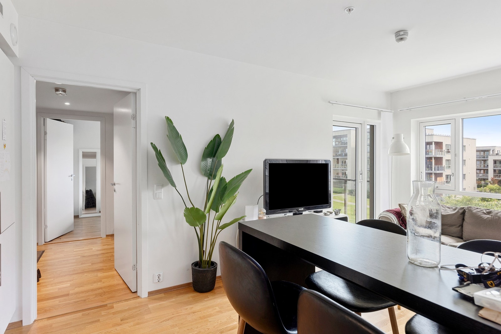 Leiligheten er tilkoblet fjernvarme og har balansert ventilasjon. Galleribilde