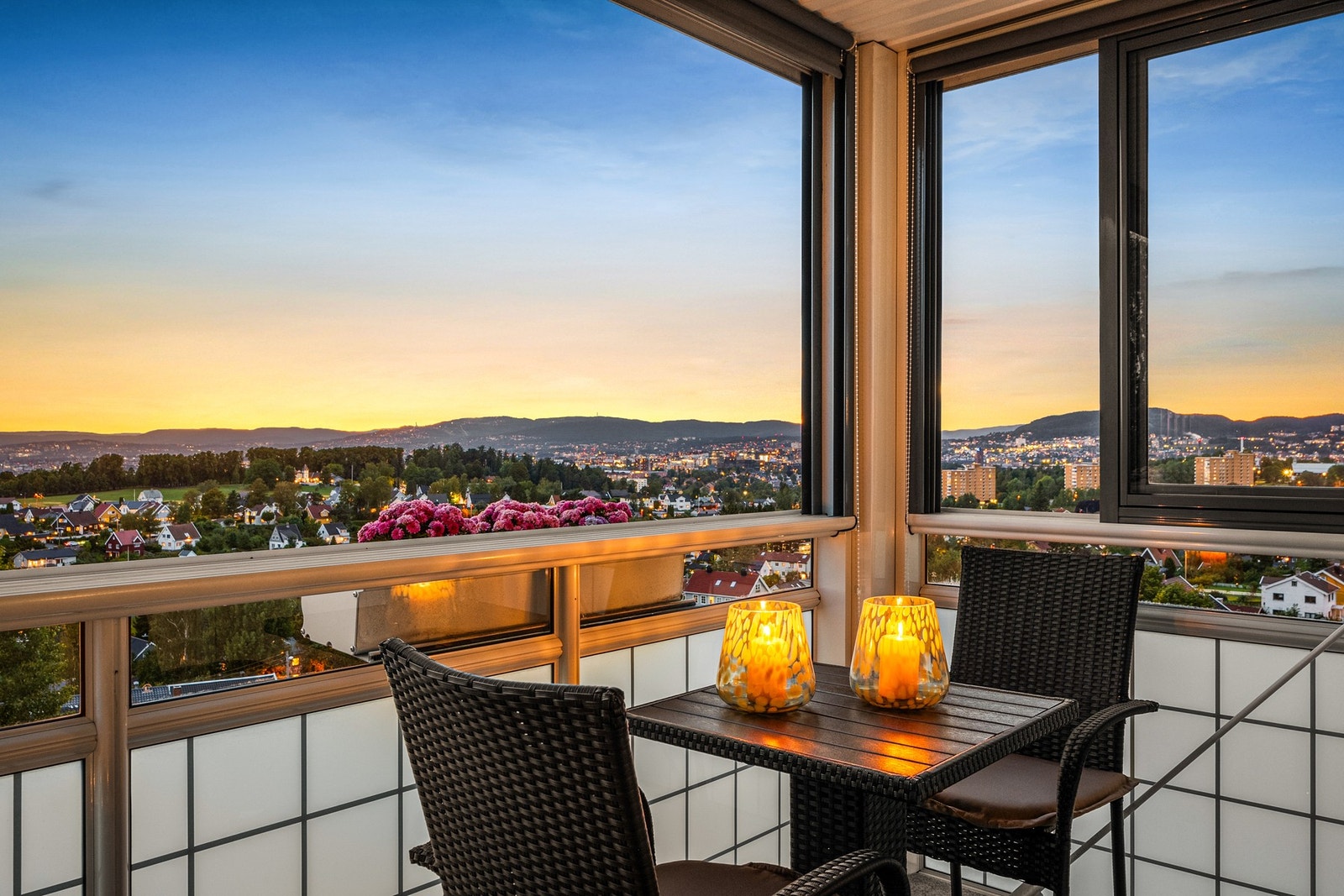 Velkommen til Mekanikerveien 2! Presentert av Privatmeglere Fridtjof Sparbo og Marius Semmerud Berg. Galleribilde