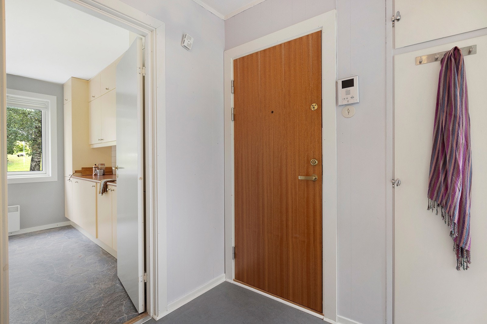 Dør-calling med åpner. Galleribilde