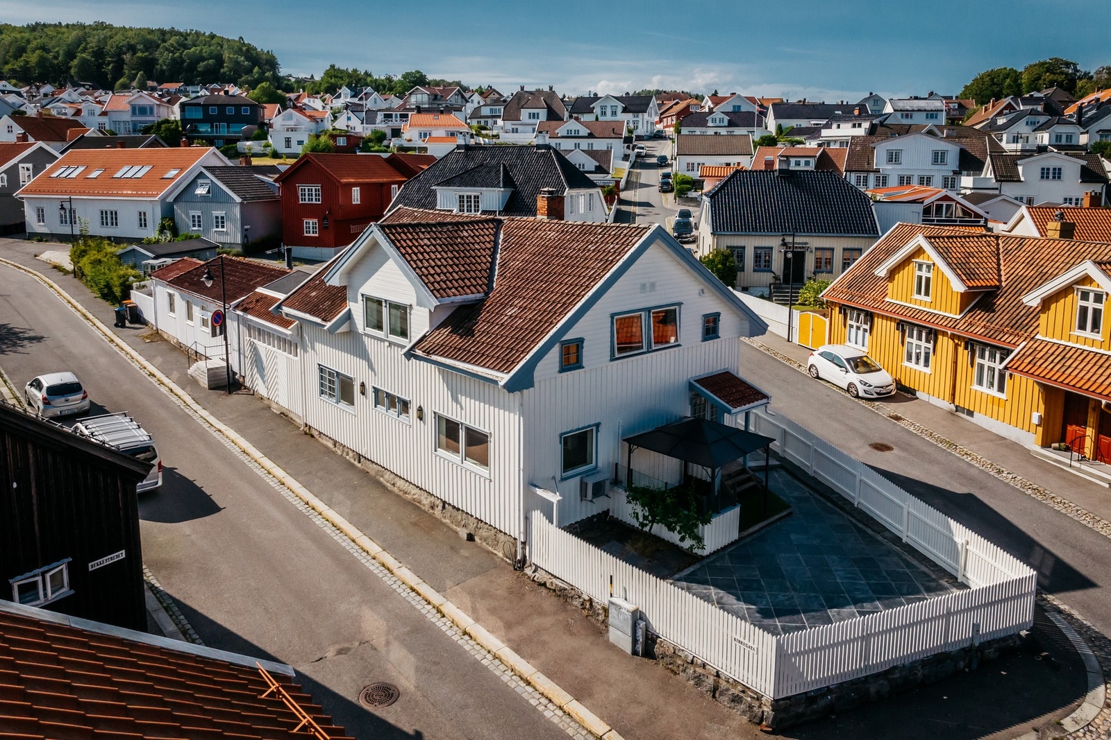 Huset på hjørnet i Kirkegata Galleribilde