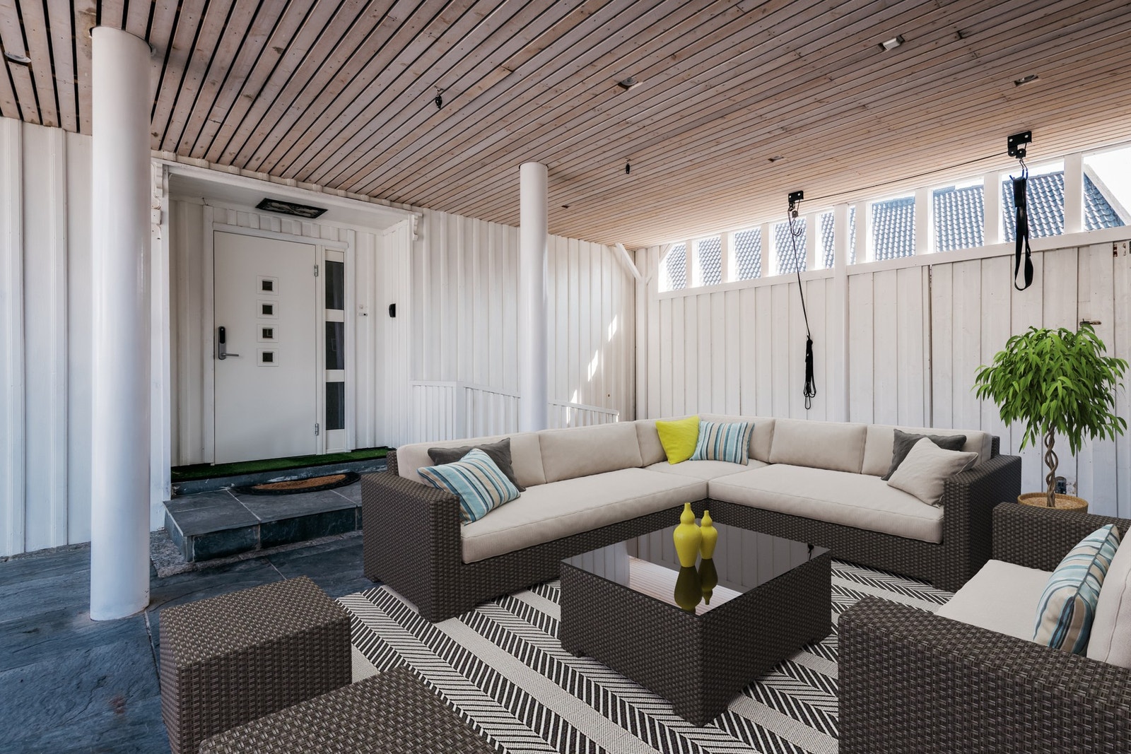 Overbygget uteområde ved inngangspartiet Galleribilde