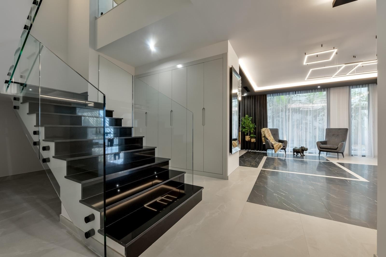 Spaniamegler1 har eget advokatkontor som sikrer kjøpsprosessen Galleribilde