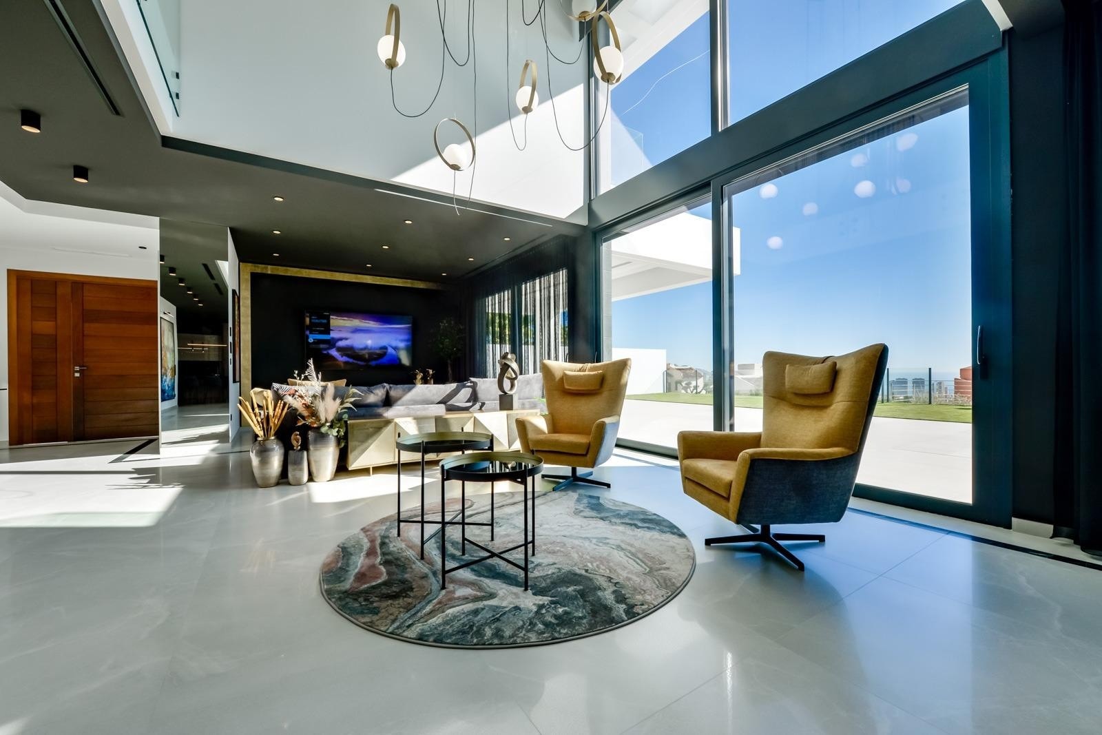 Spaniamegler1 har eget advokatkontor som sikrer kjøpsprosessen Galleribilde