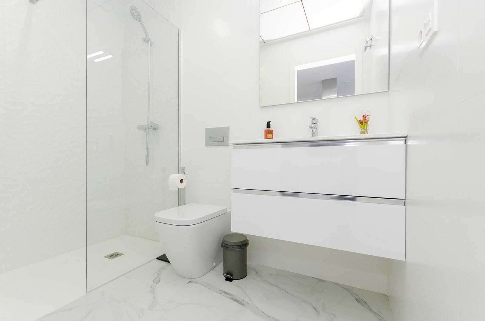 Spaniamegler1 har eget advokatkontor som sikrer kjøpsprosessen Galleribilde