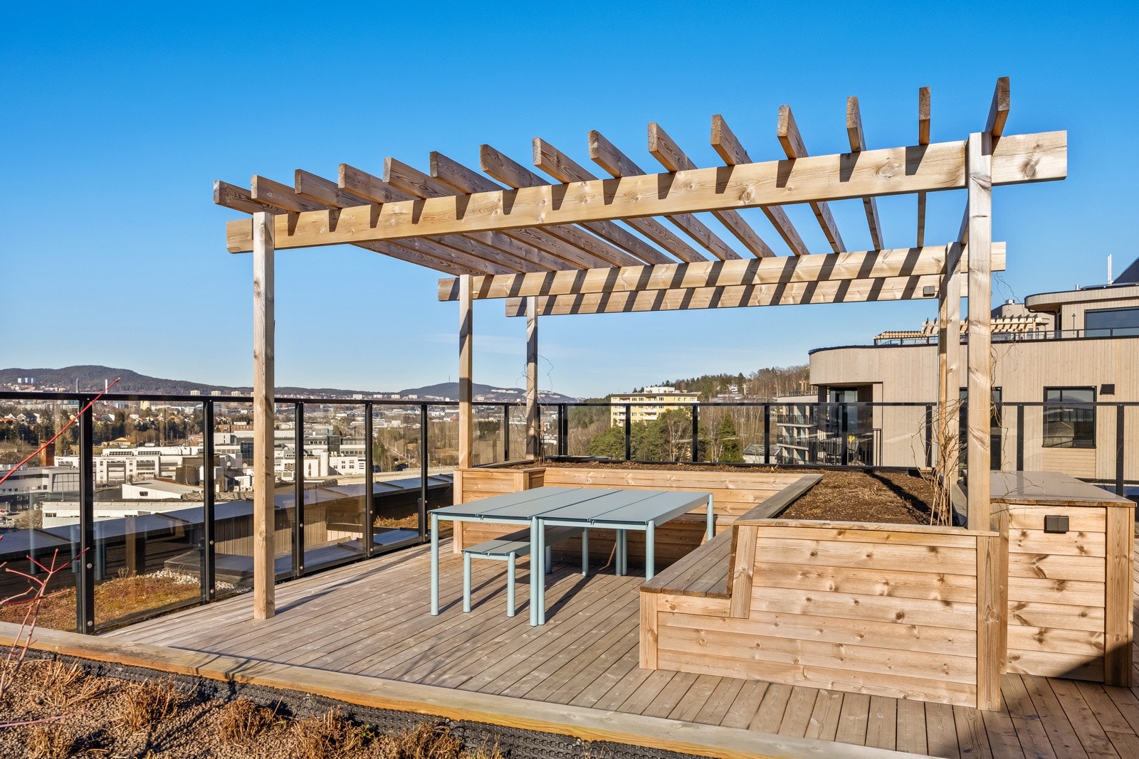 I bygg A kan familien samles på leketoppen, hvor det legges til rette for lek og samvær. Galleribilde