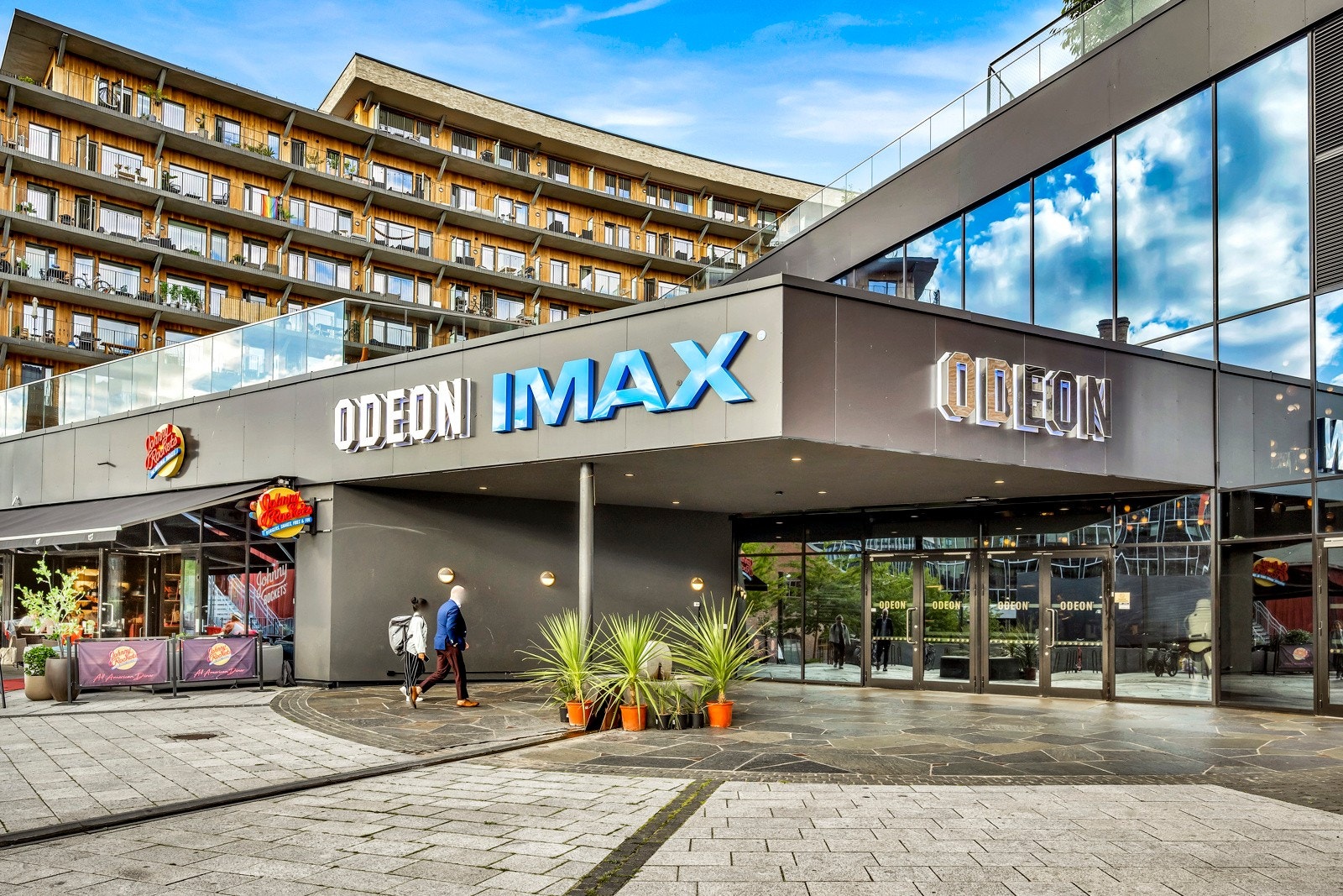 Like ved Storo Storsenter ligger ODEON IMAX med Norges største kinosenter, og landets eneste IMAX - her finnes filmopplevelser i toppklasse. Galleribilde