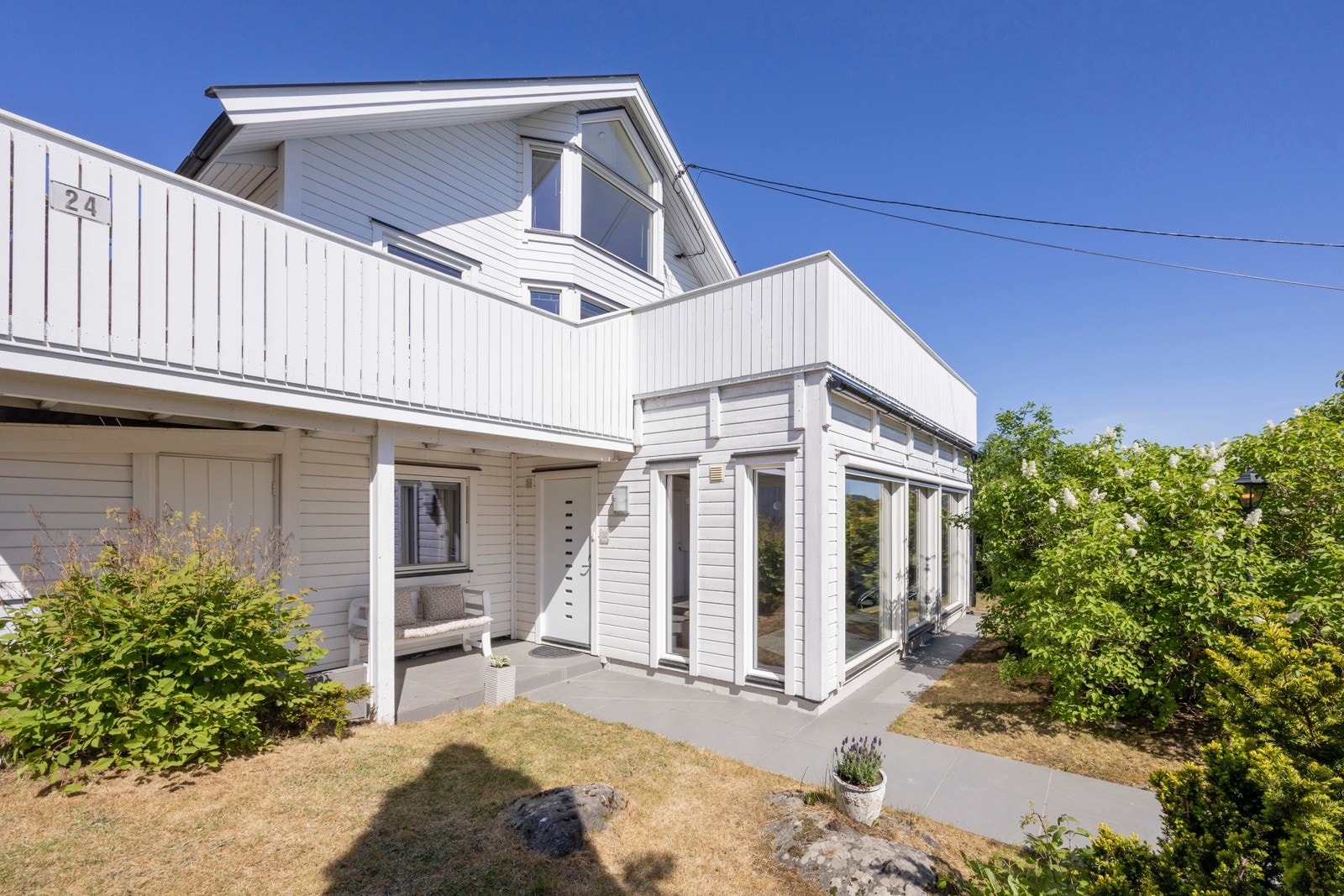 Inngangsparti. Galleribilde