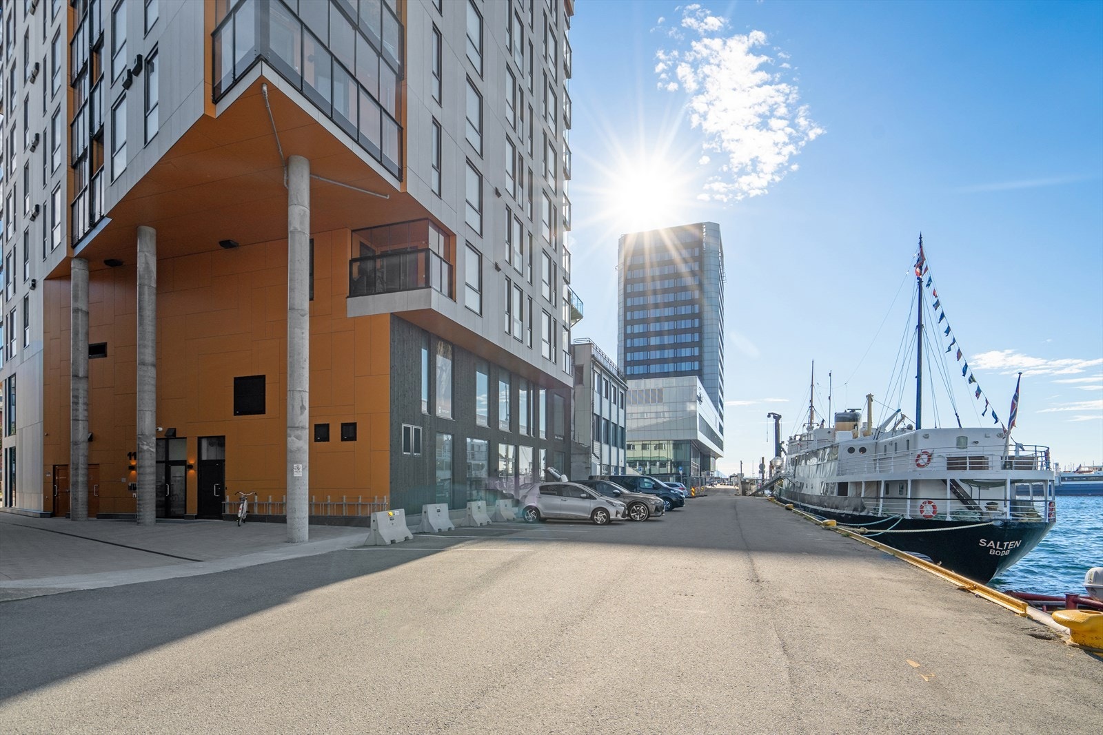 Her kan du spasere, eller ta en joggetur langs havnepromenaden. Galleribilde
