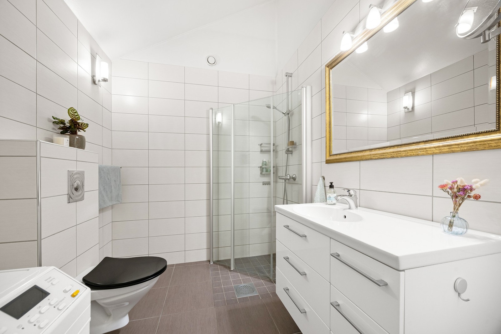 Nye vifter til sentralavtrekket i regi av Borettslaget i 2024. Galleribilde