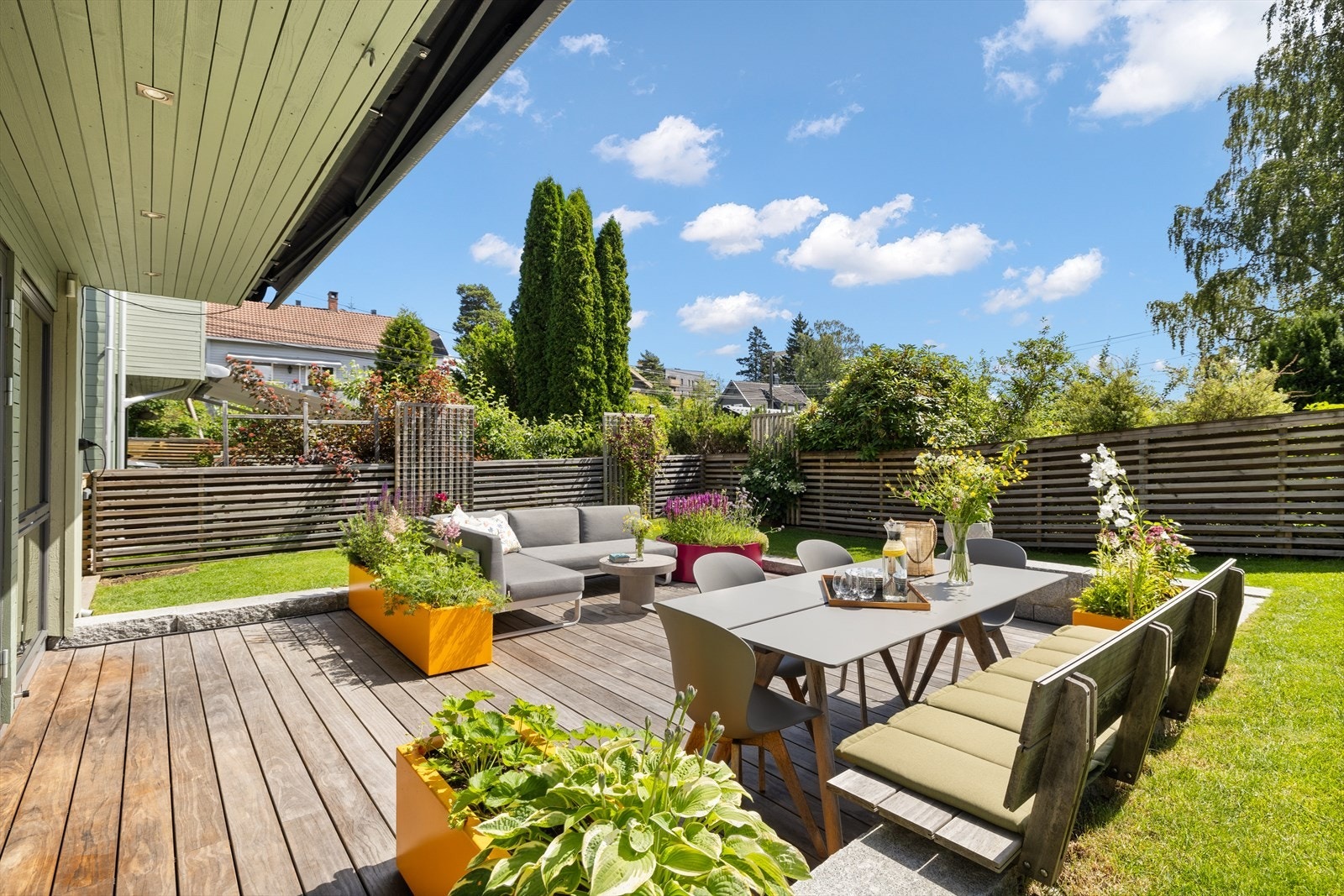 Idyllisk og skjermet hage med terrasse! Galleribilde