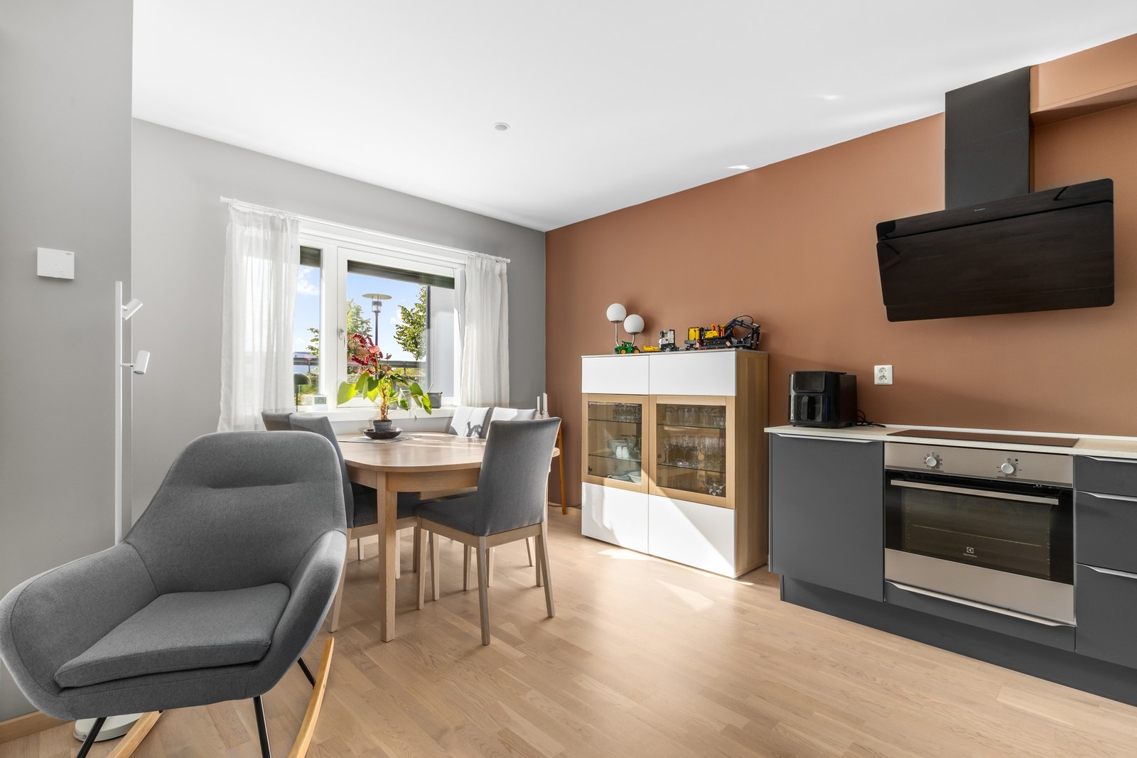 God plass til spisebord v/kjøkkenet. Galleribilde