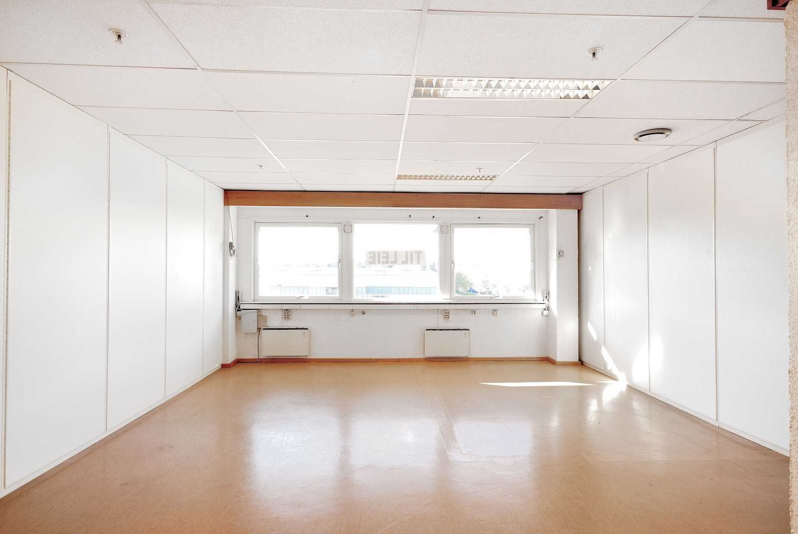 Kontorene er oppusset etter dette bildet er tatt Galleribilde