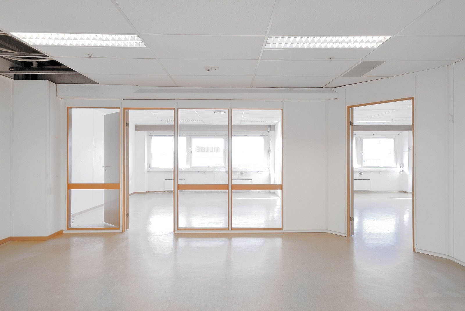 Kontorene er oppusset etter dette bildet er tatt Galleribilde