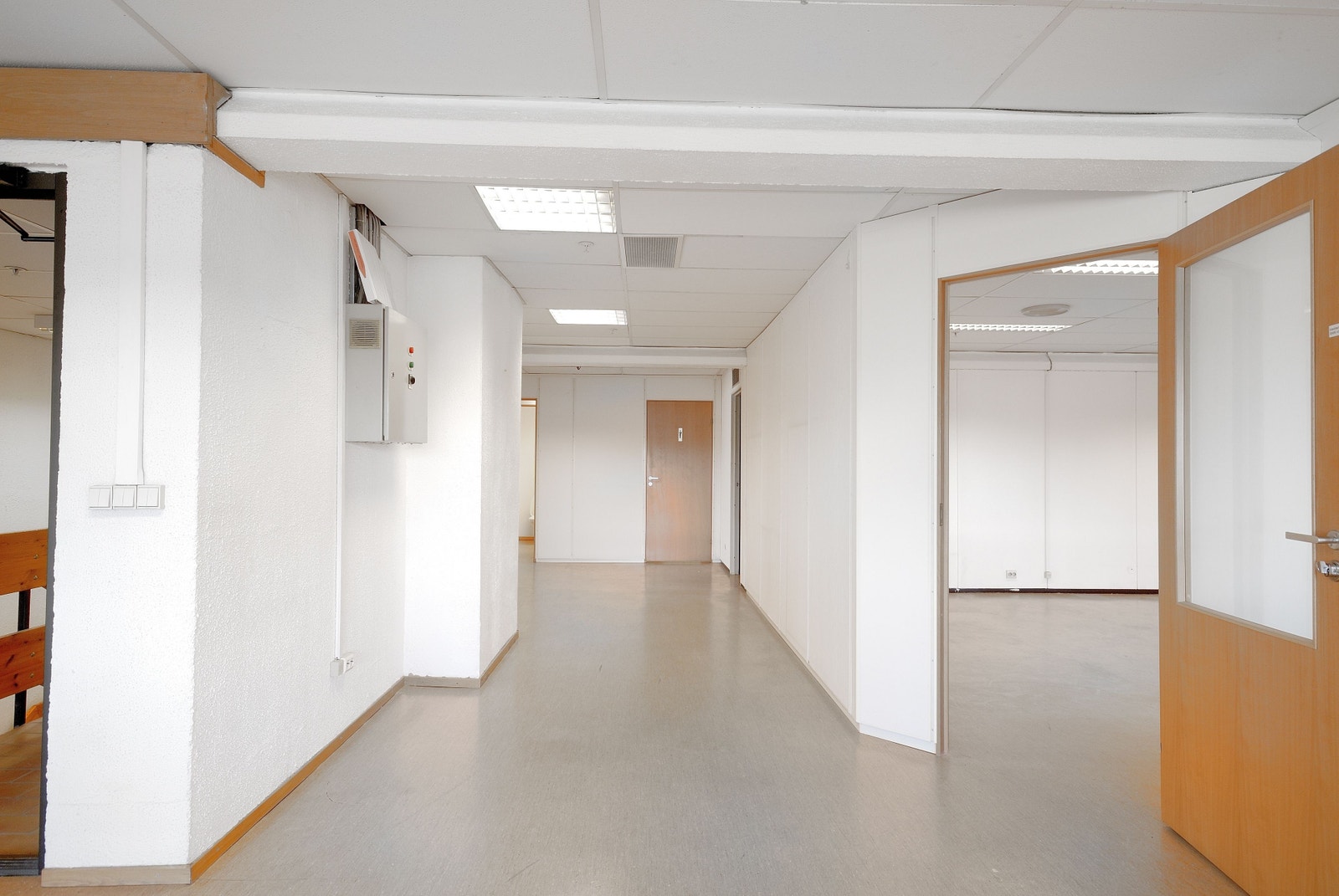 Kontorene er oppusset etter dette bildet er tatt Galleribilde