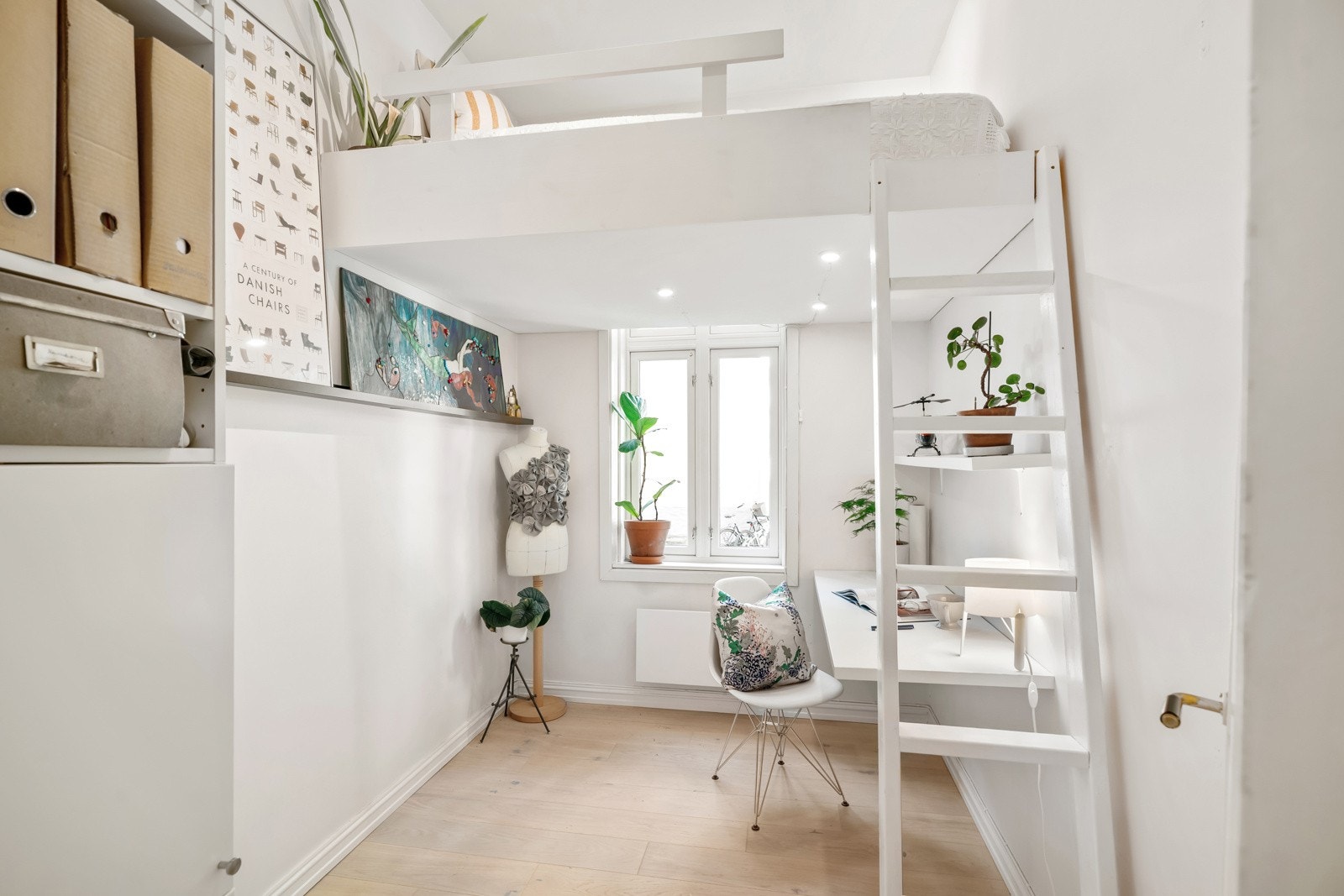 Soverom nr. 2 og 3 er også av fin størrelse Galleribilde