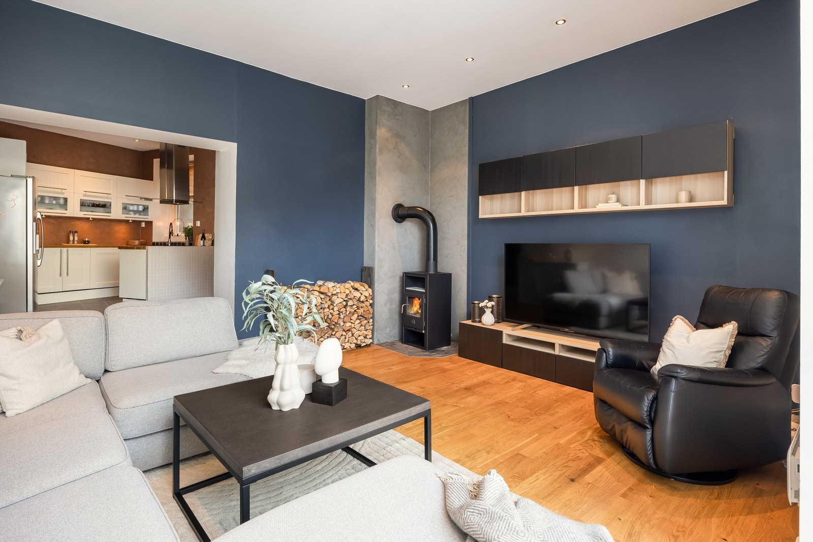 Stuen er på 23,5 kvm. Galleribilde