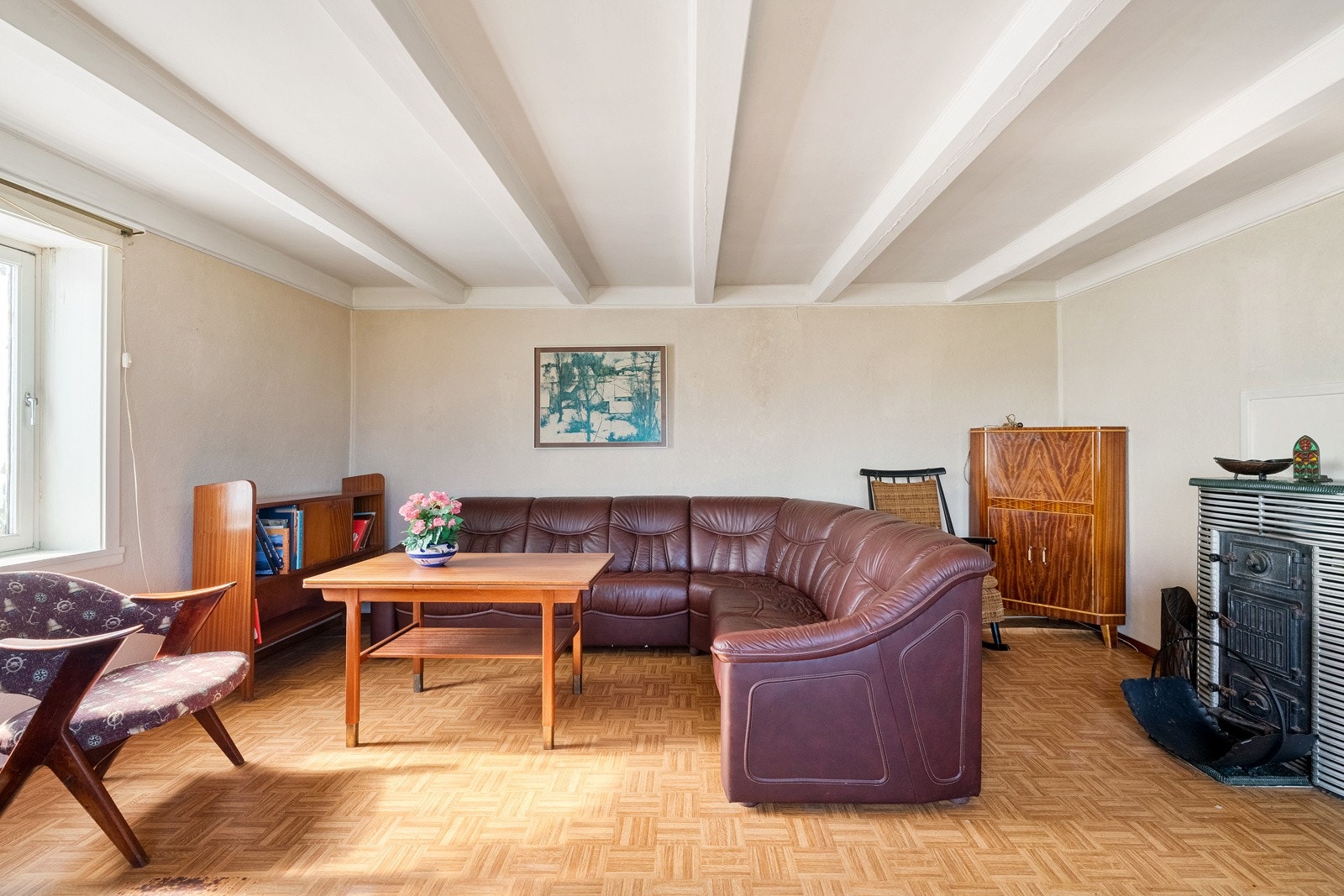 Vedovn i stuen bidrar til god oppvarming Galleribilde