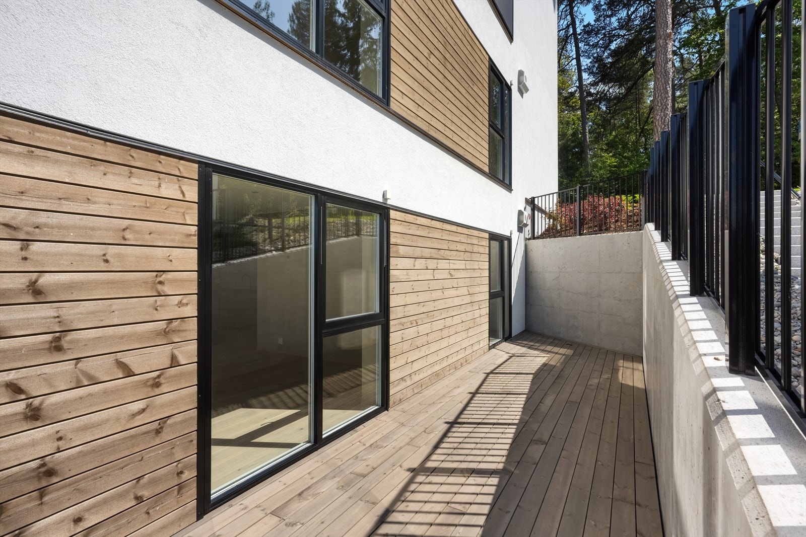 I kroken her sitter du skjermet mot vind og vær Galleribilde