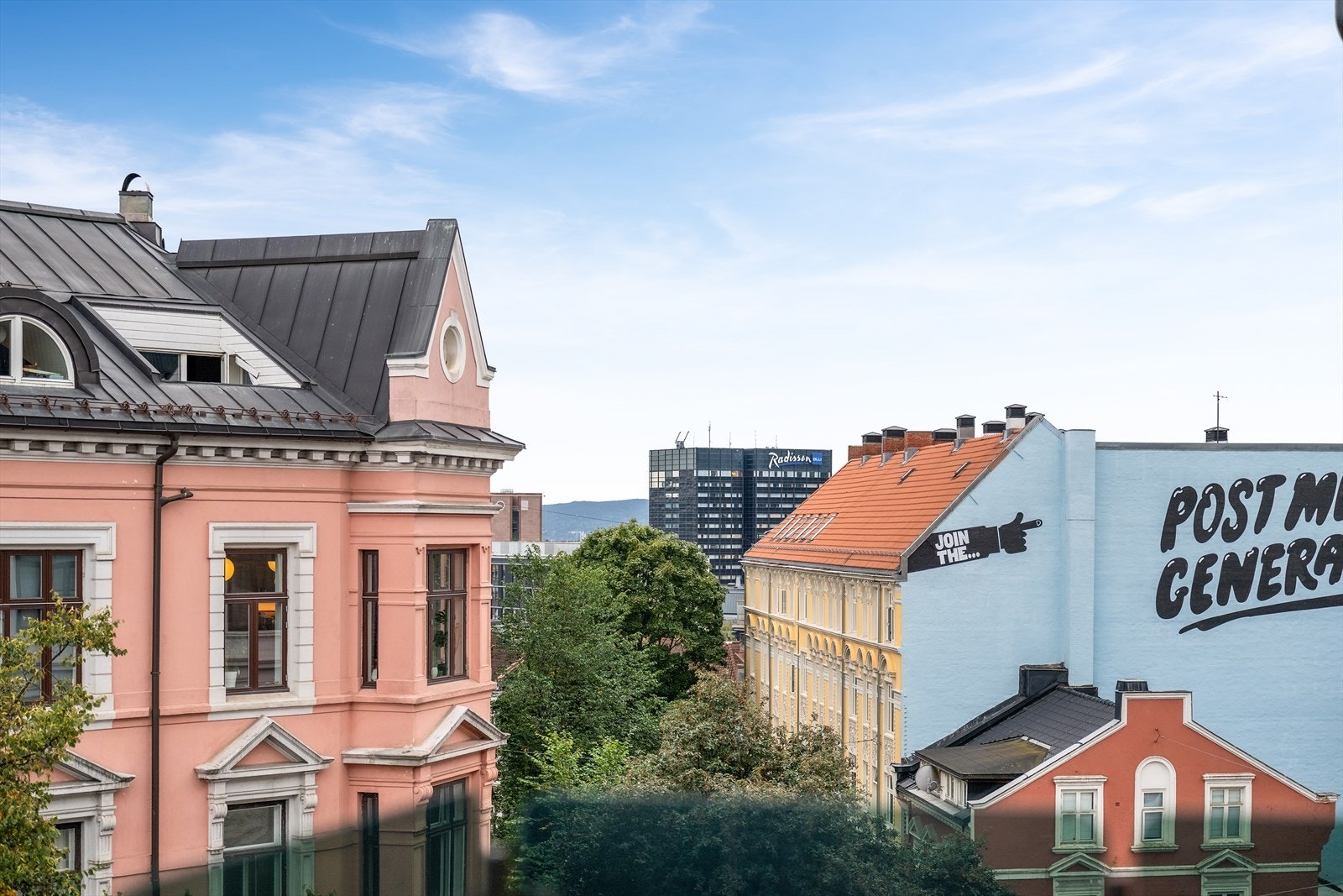 Utsikt fra balkong. Galleribilde