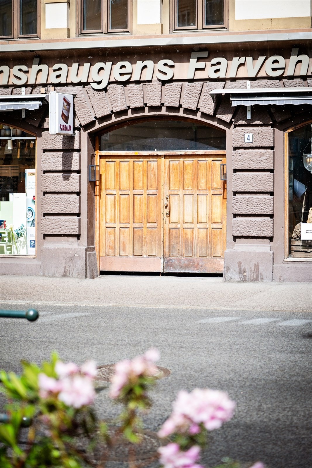 Felles inngangsparti. Galleribilde