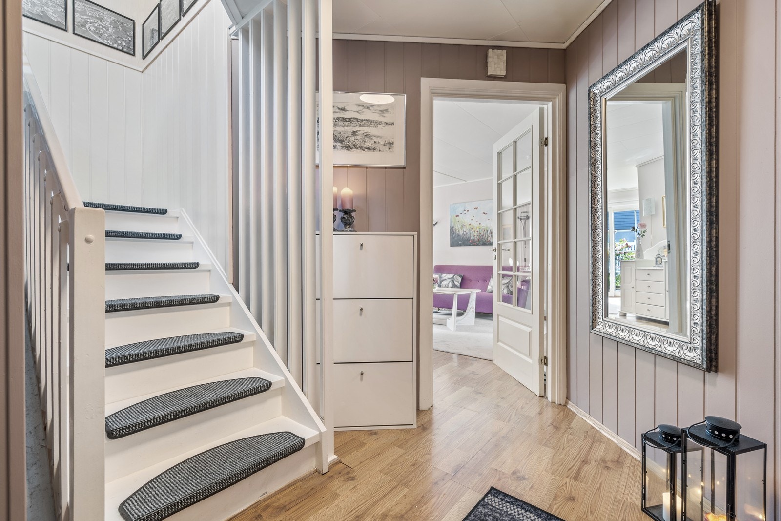 Trapp opp til loftsetasjen. Galleribilde