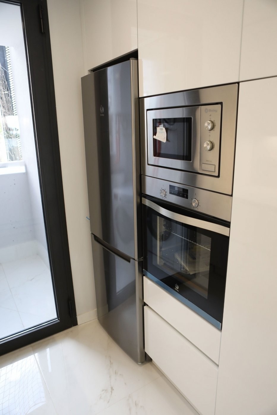 Spaniamegler1 har eget advokatkontor som sikrer kjøpsprosessen Galleribilde