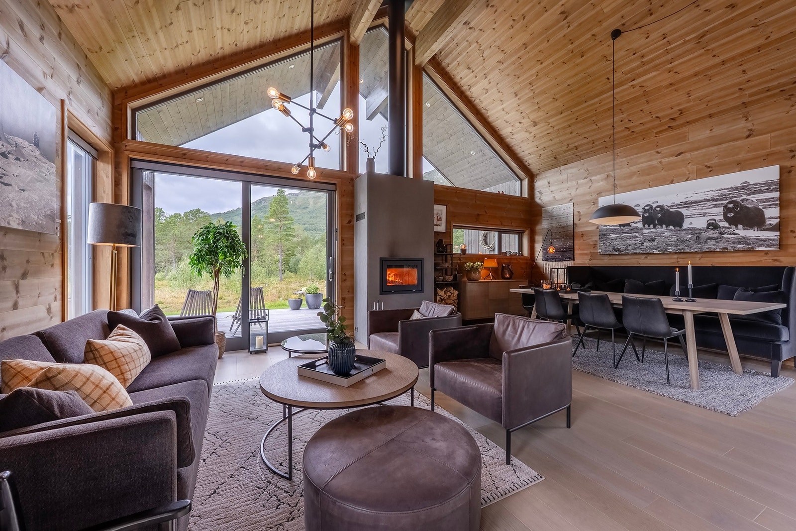 Boligen ble oppført i 2017 og har en rekke moderne kvaliteter. Galleribilde