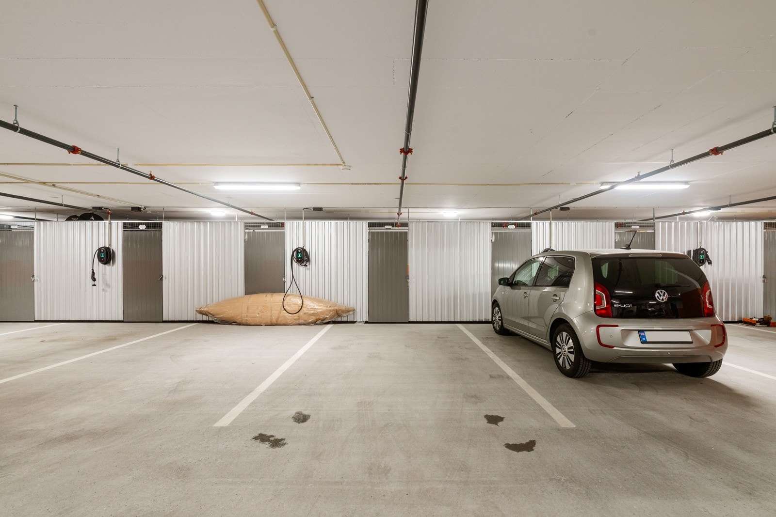 Parkeringsplass. Galleribilde