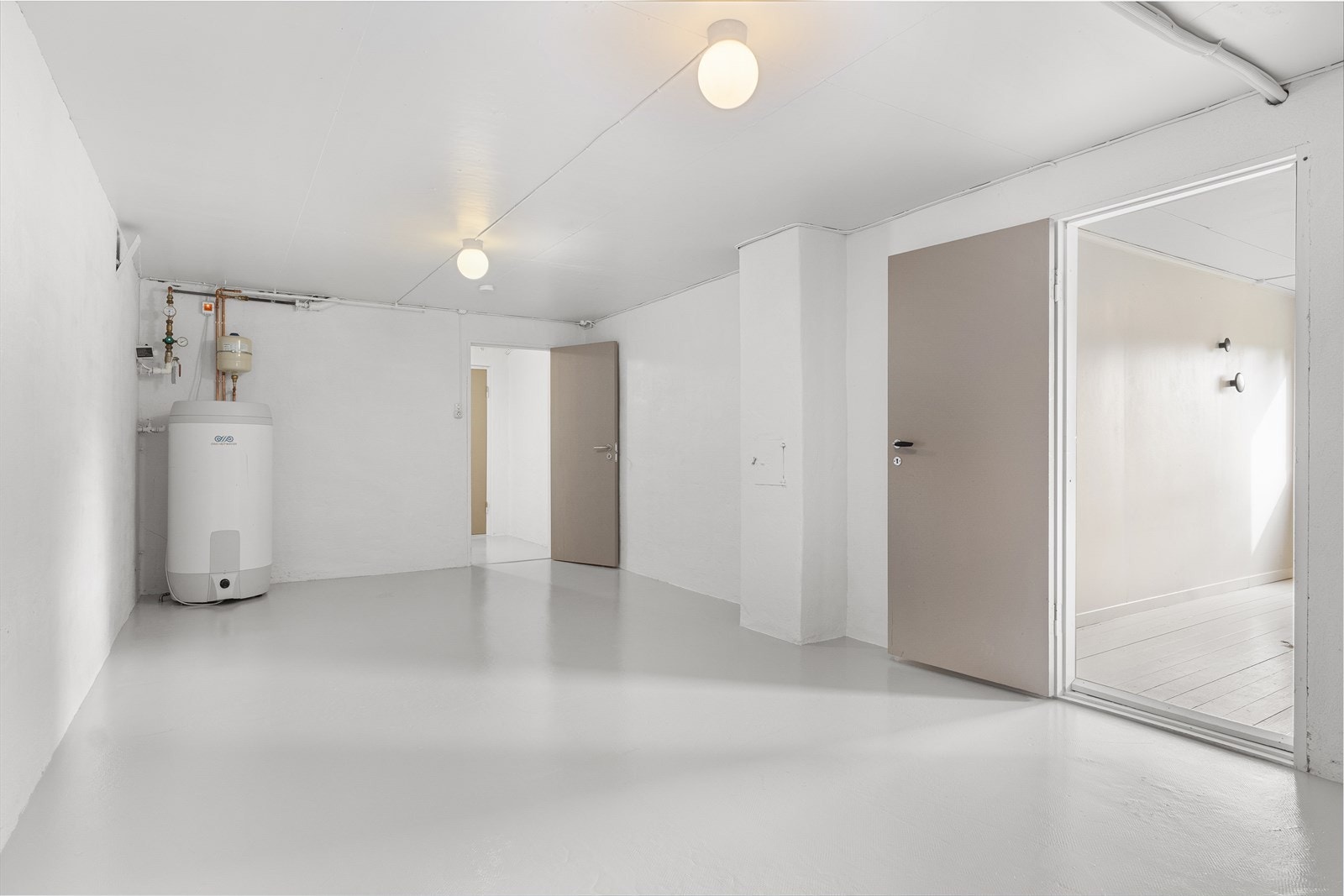 - Varmtvannsberederen ble skiftet i 2019 - Galleribilde