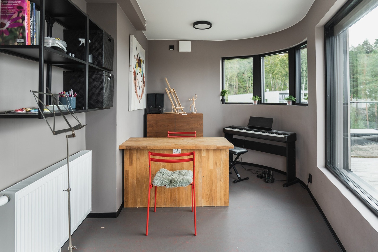 Et tredje tilbyr hobbyrom for kreativ utfoldelse, og det fjerde tilbyr lekerom for barna. Galleribilde