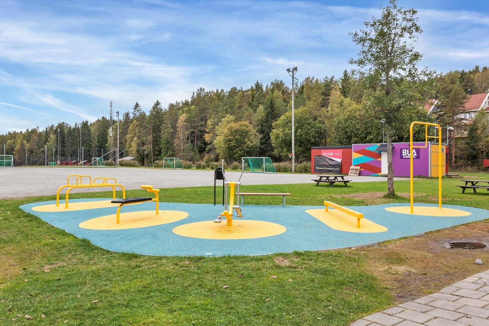 Idrettsbanen. Galleribilde