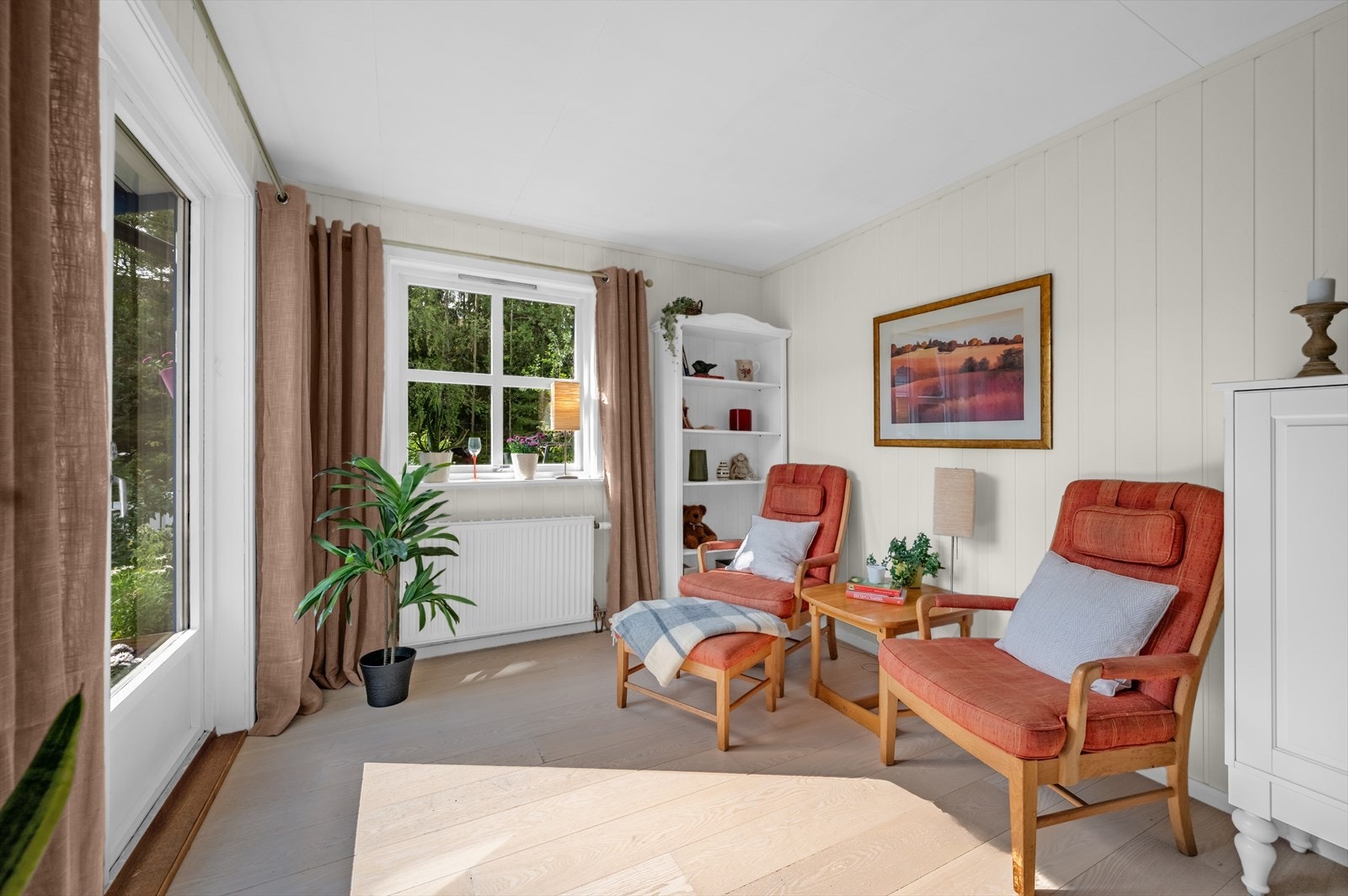 Fine soner som gjør rommet lett å møblere. Galleribilde