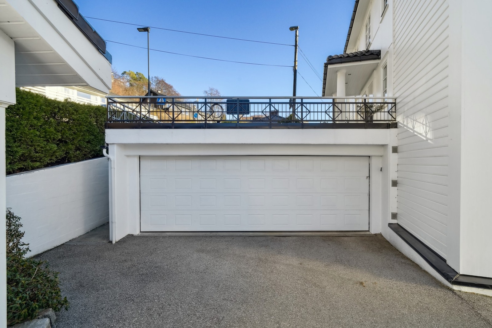 - ellers medfølger det også parkeringsplass i felles garasjeanlegg. Galleribilde