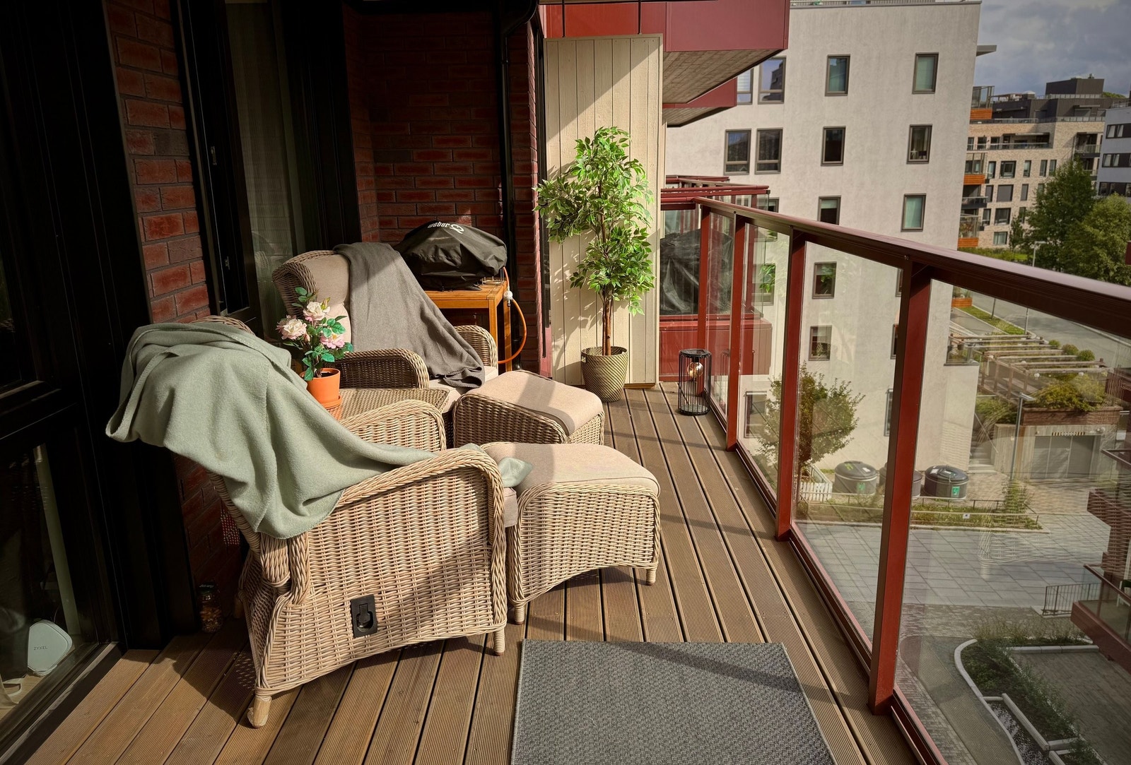 Terrasse. Galleribilde