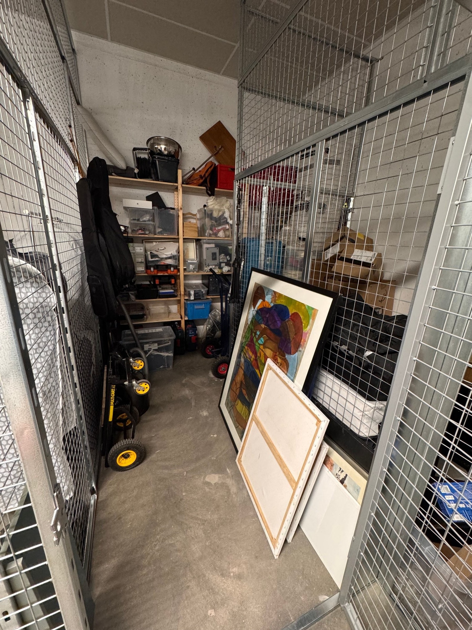 5 kvm kjellerbod i vinkel. Galleribilde