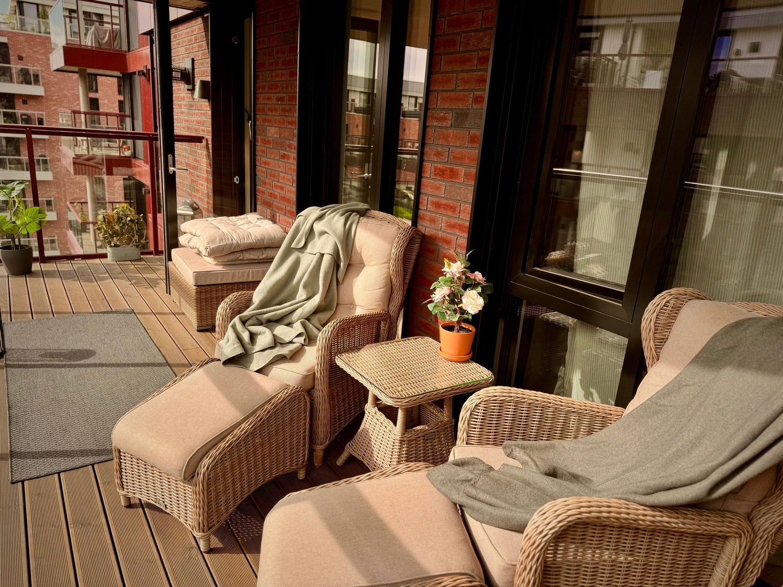 Terrasse. Galleribilde