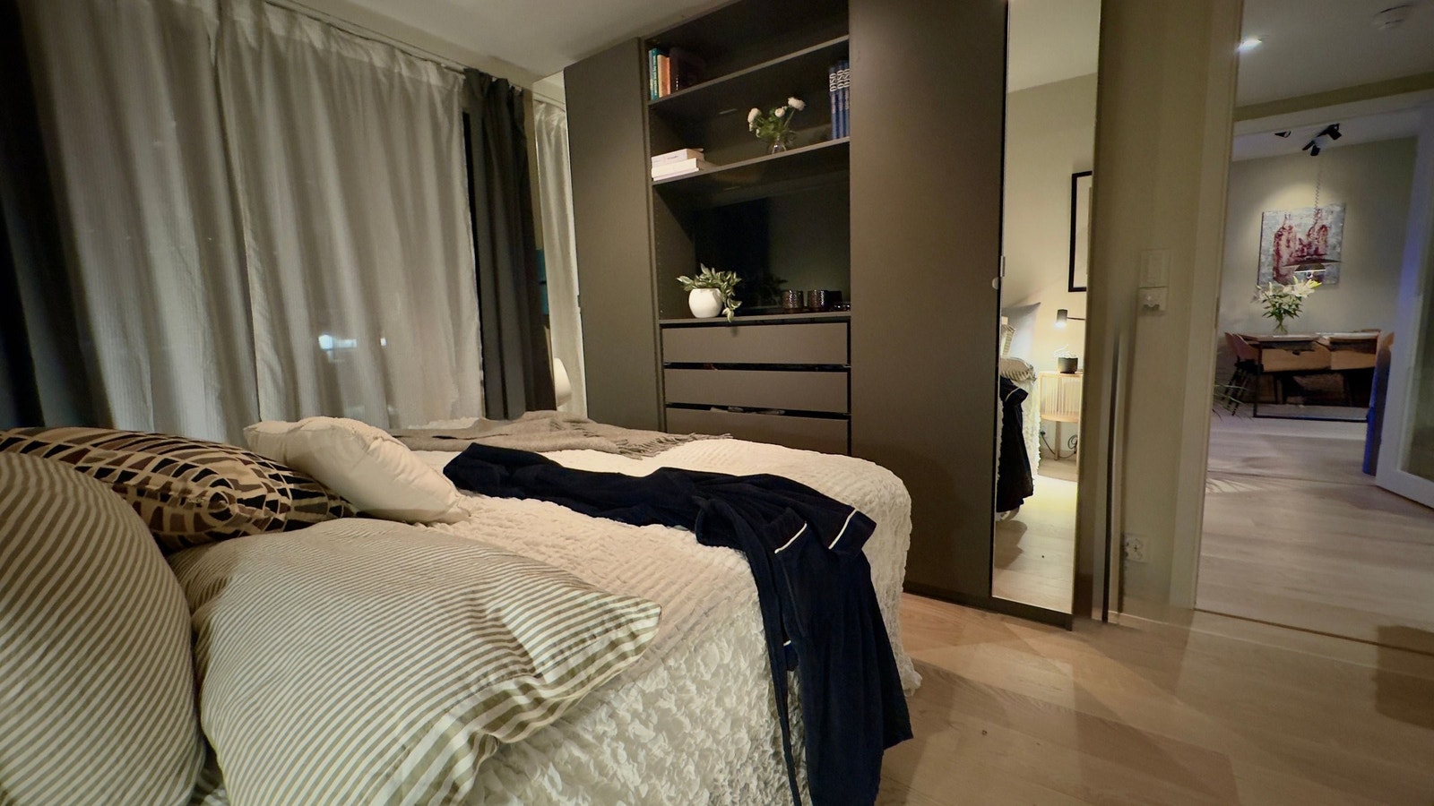 Hovedsoverom (Natta) 12,8 kvm. Galleribilde